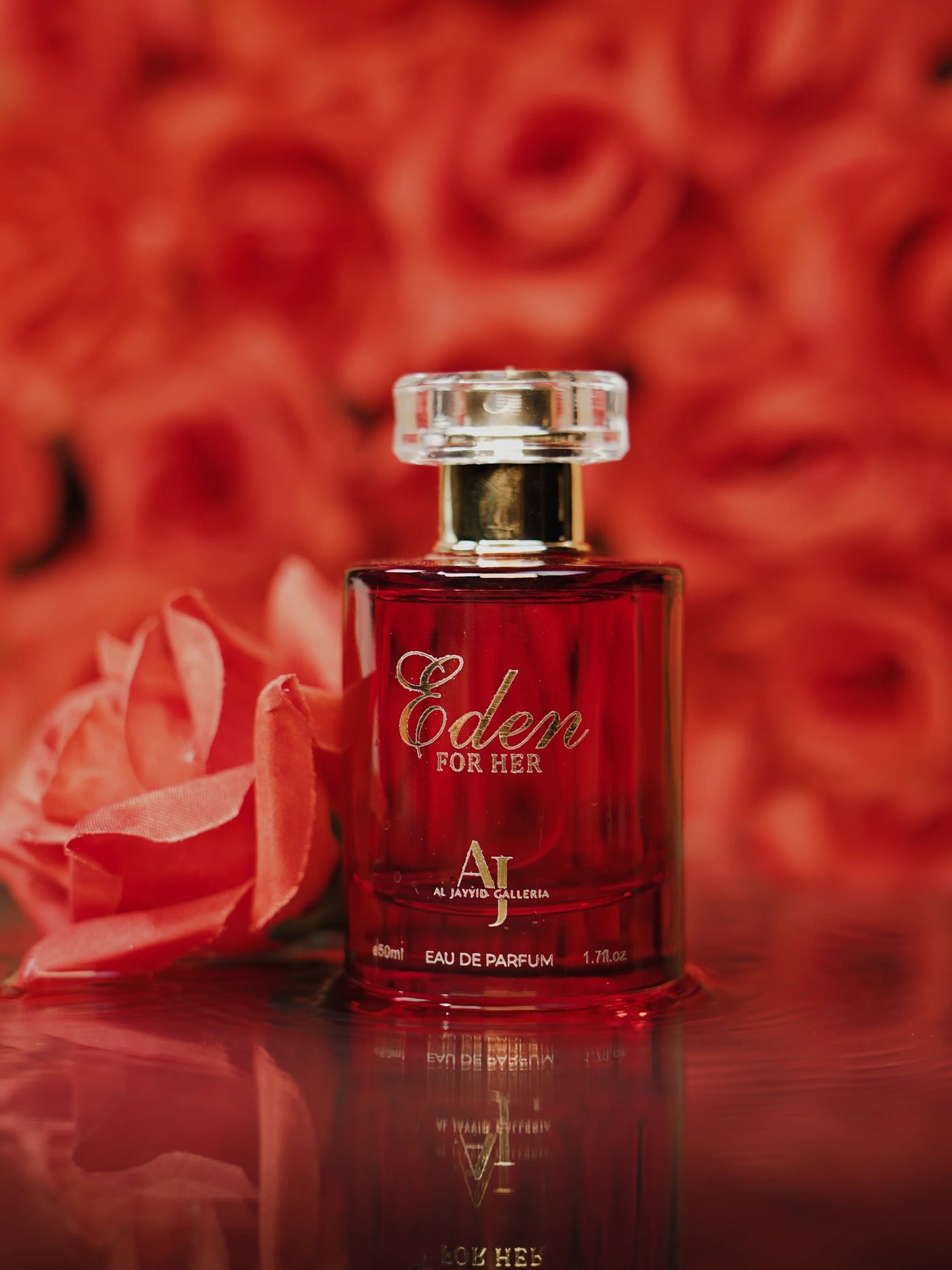 "Eden For Her fragrance with top notes of fresh florals"