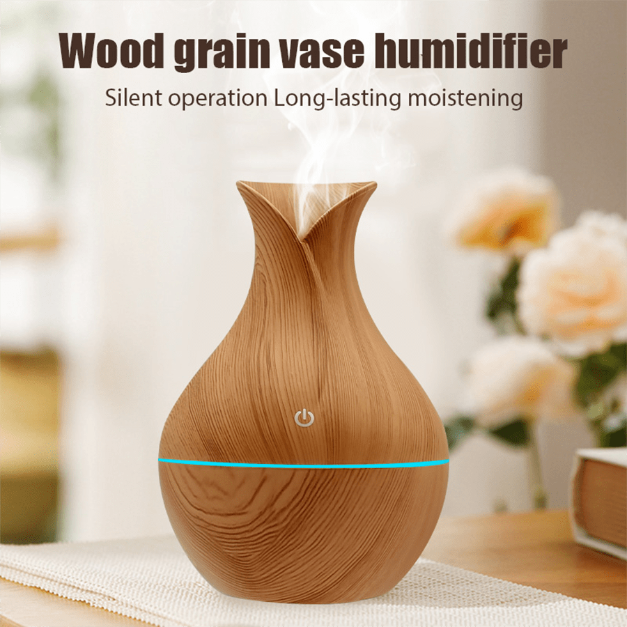 Stylish air diffuser and humidifier in light wood design